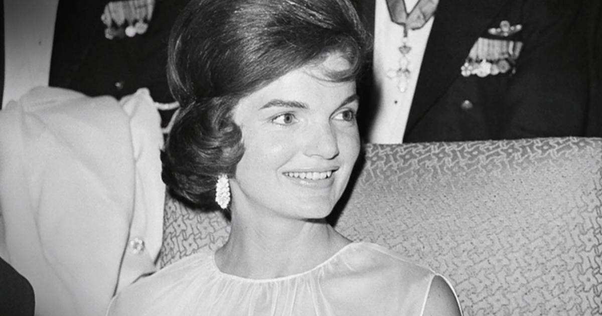 Jacqueline Kennedy Onassis Letters To Top Designers Up For Auction
