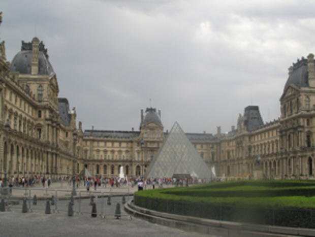 Photo Credit: Paris Louvre (Credit, Randy Yagi) 