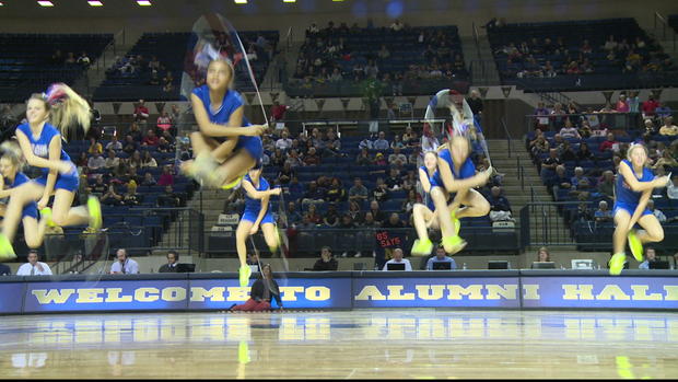 womensgamehalftimefdframe1381.jpg