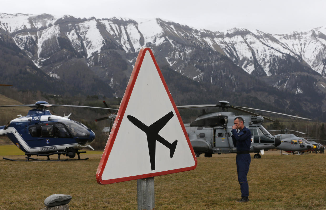 Deadly Plane Crash In French Alps Cbs News