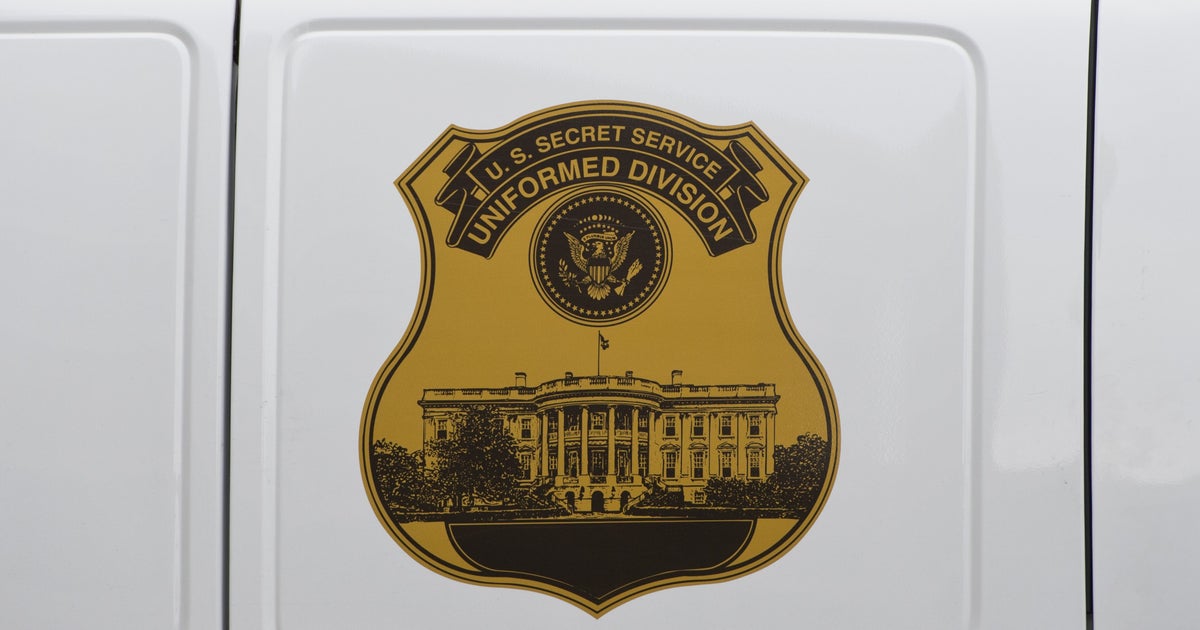 Secret Service Agent s Gun Badge ID Card Stolen Near White House 