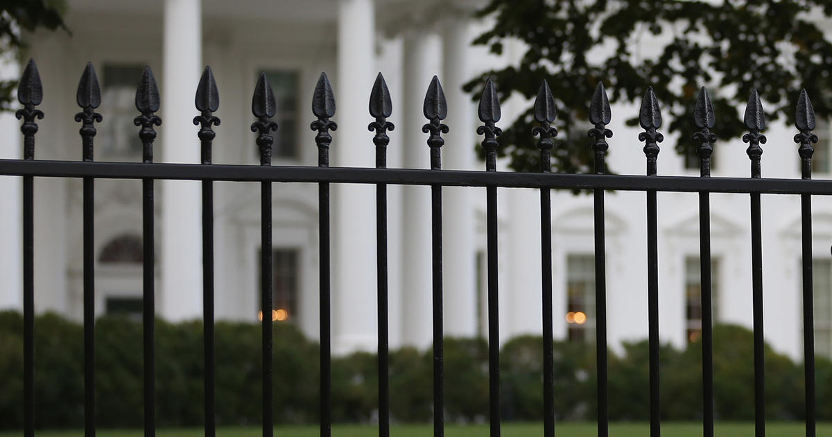 Anti Climb Spikes To Be Added To White House Fence Cbs News