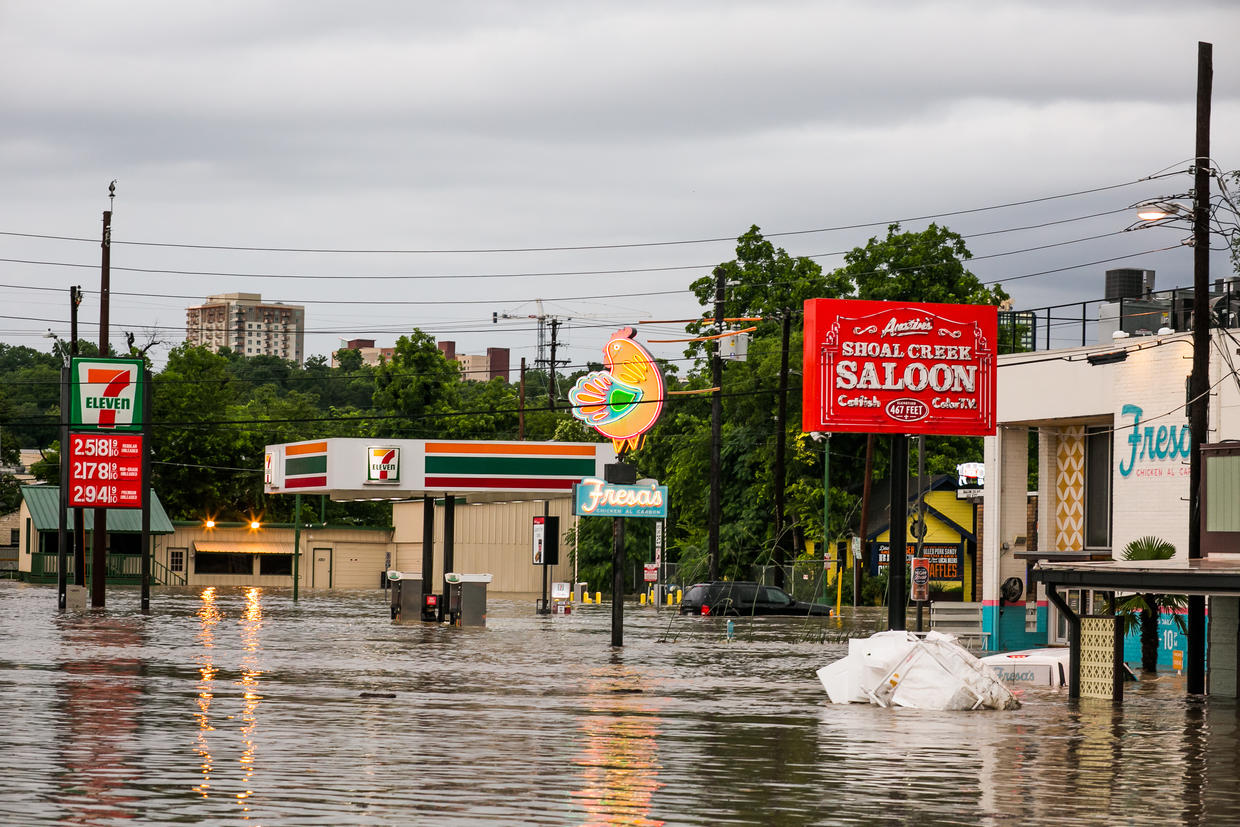 Texas flooding Heavy Texas rains bring flooding Pictures CBS News