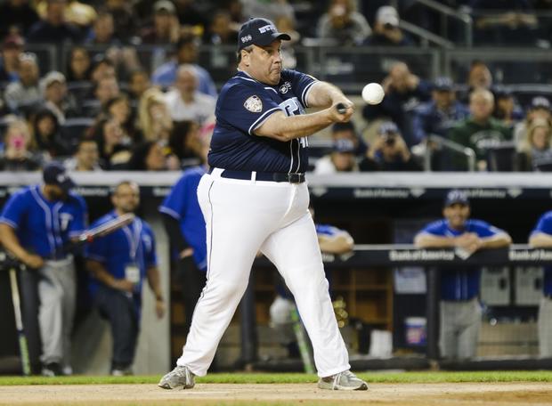 Election 2016 Chris Christie Plays In Celebrity Softball Game For Charity