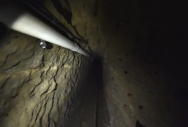 Mexican drug lord's brazen tunnel escape 