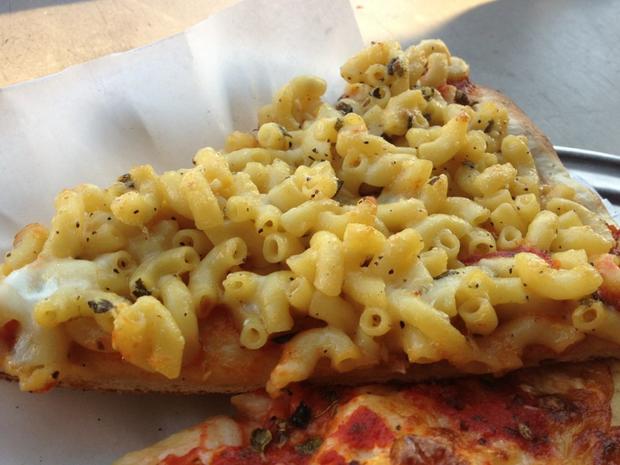 mac and cheese pizza Pizzanista! 
