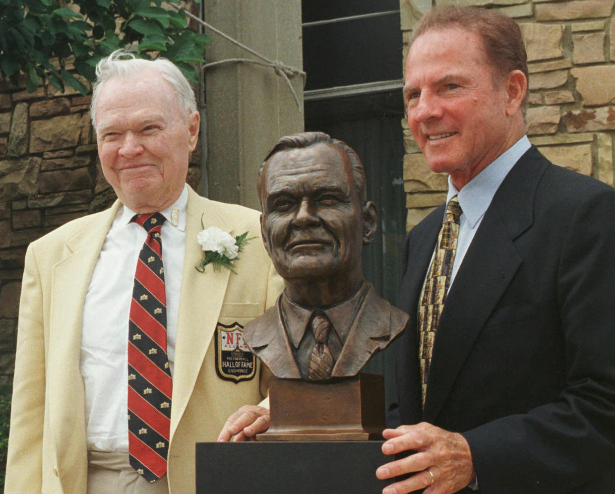 Frank Gifford 1930-2015 - CBS News