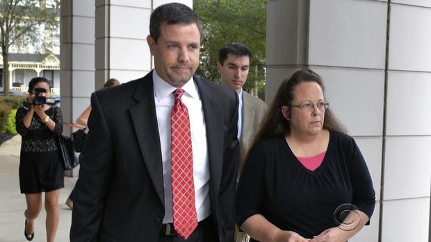 en0906kentuckyclerk2.jpg