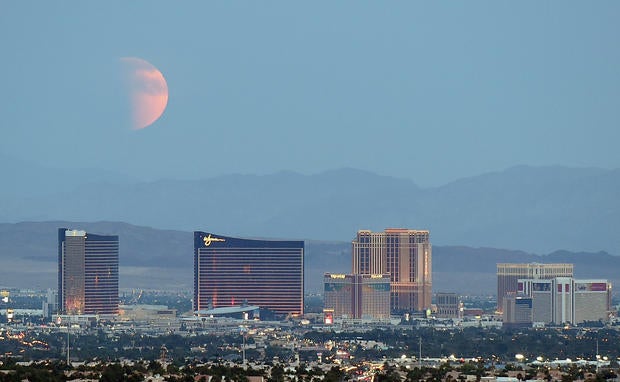Eclipse Las Vegas >> Super Blood Moon Las Vegas Rare Super Blood Moon Eclipse Eclipse Las Vegas >> Super Blood Moon Las Vegas Rare Super Blood Moon Eclipse