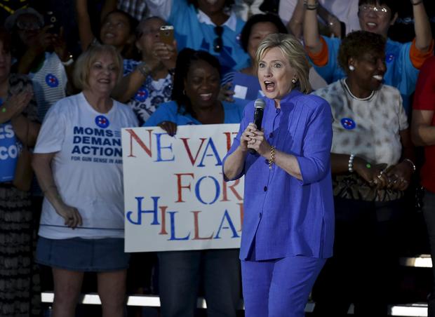 2015-10-15t024039z1644992752gf10000245511rtrmadp3usa-election-clinton.jpg