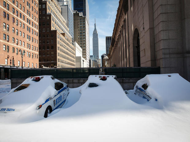 Massive Blizzard Buries East Coast   CBS News