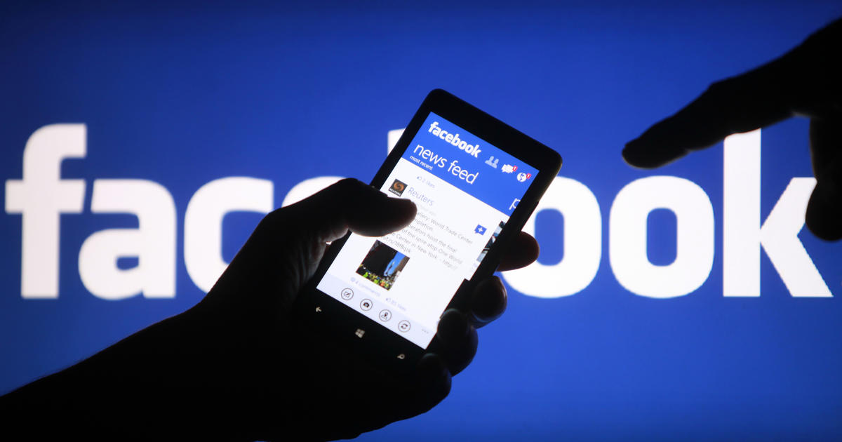Report: Facebook gathers texts, phone data from Android devices