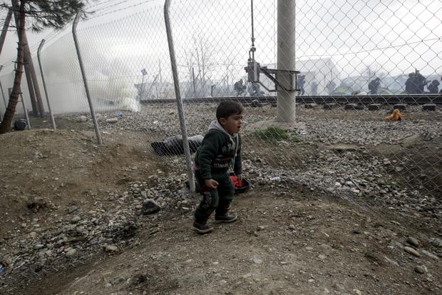macedoniagreecemigrantrefugeeboy.jpg