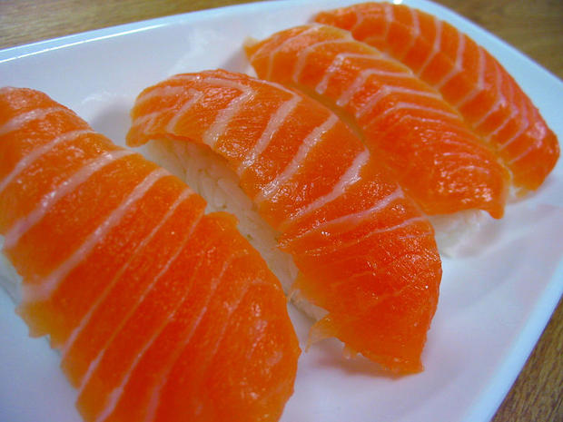 Salmon_nigiri 