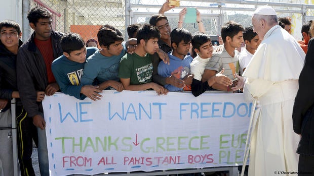2016-04-16t114431z1044969311gf10000384345rtrmadp3europe-migrants-pope-lesbos.jpg