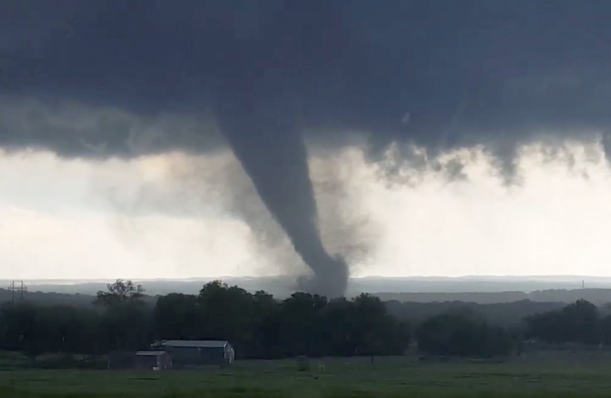 2 Dead As Tornadoes Touchdown In Rural Oklahoma CBS News