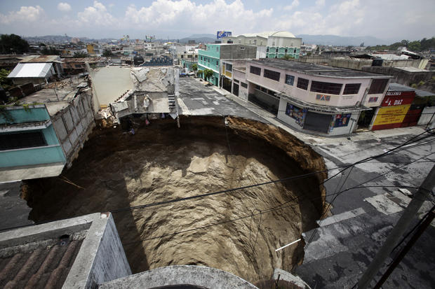 Guatemala City Sinkhole Giant Sinkholes Pictures Cbs News