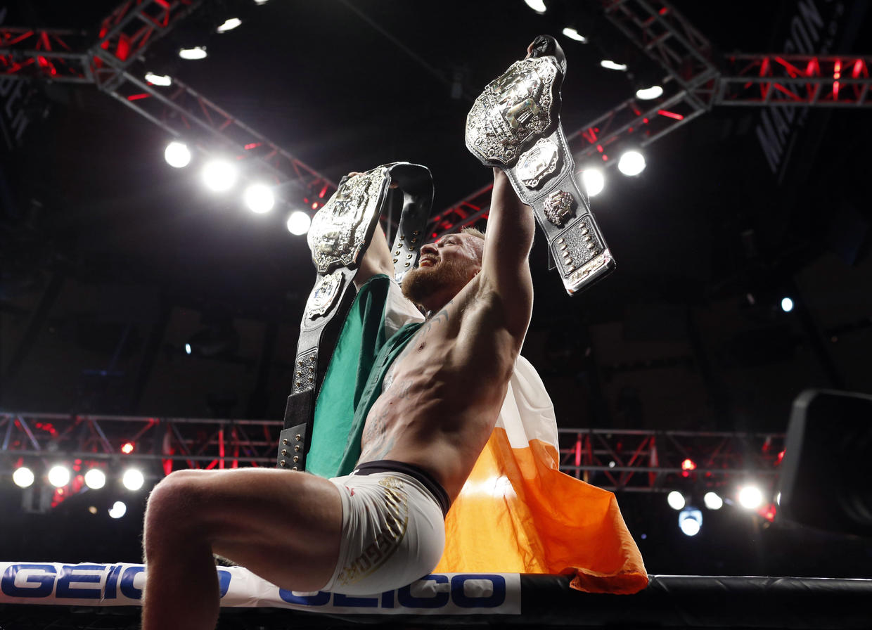 Ufc 205 Conor Mcgregor Becomes Ufc S First 2 Division Champ Seeks