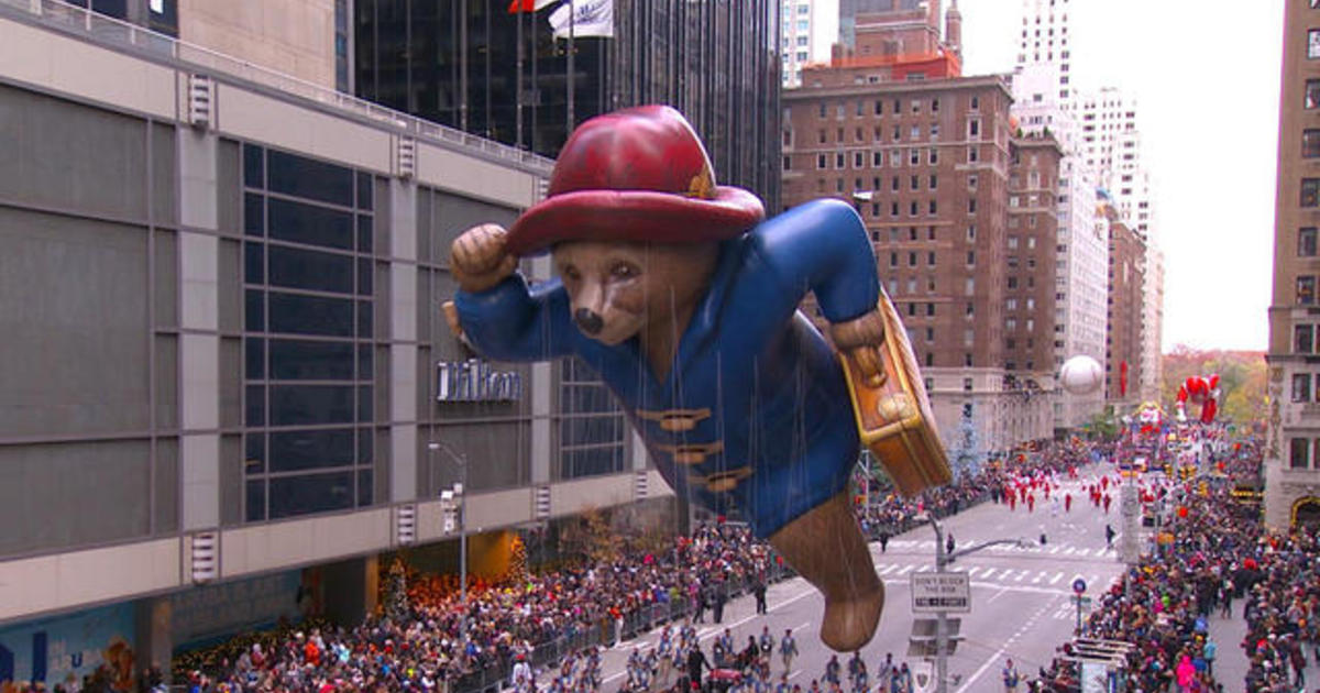 Thanksgiving Day Parade highlights - CBS News