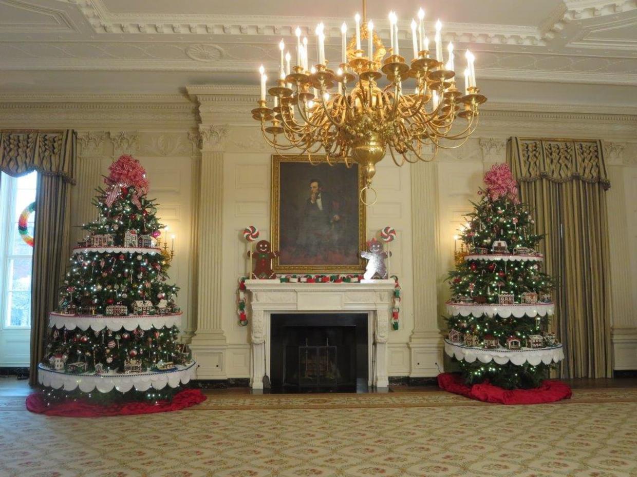 Michelle Obama debuts 2016 White House holiday decorations CBS News