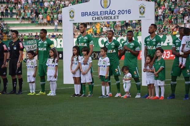 chapecoense-team-fb.jpg
