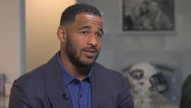 ctm-1130-derrick-morgan-nfl-pot.jpg