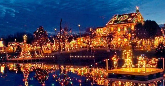 Top holiday attractions across America CBS News