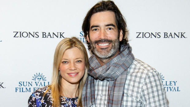 Next photo of Amy Smart