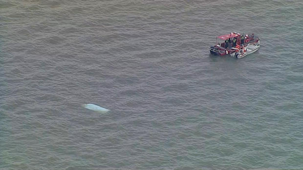 Lake Ray Hubbard capsized boat 