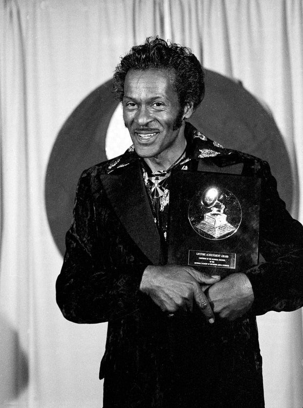 Chuck Berry 1926-2017 - CBS News