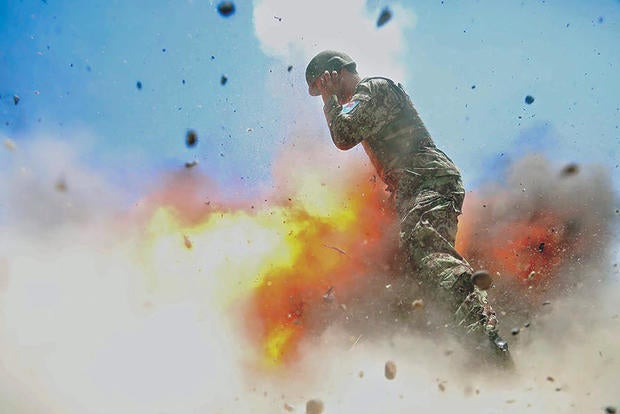 170503-us-army-hilda-clayton-explosion-01.jpg