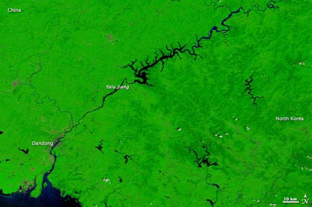 north-korea-engorged-river.jpg 