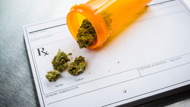 marijuana-istock-467231710.jpg
