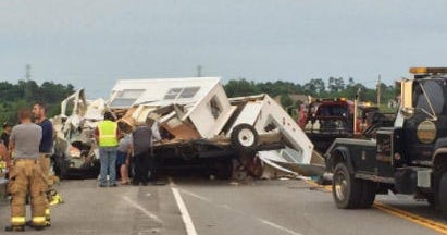 Freak crash proves deadly in Kentucky CBS News