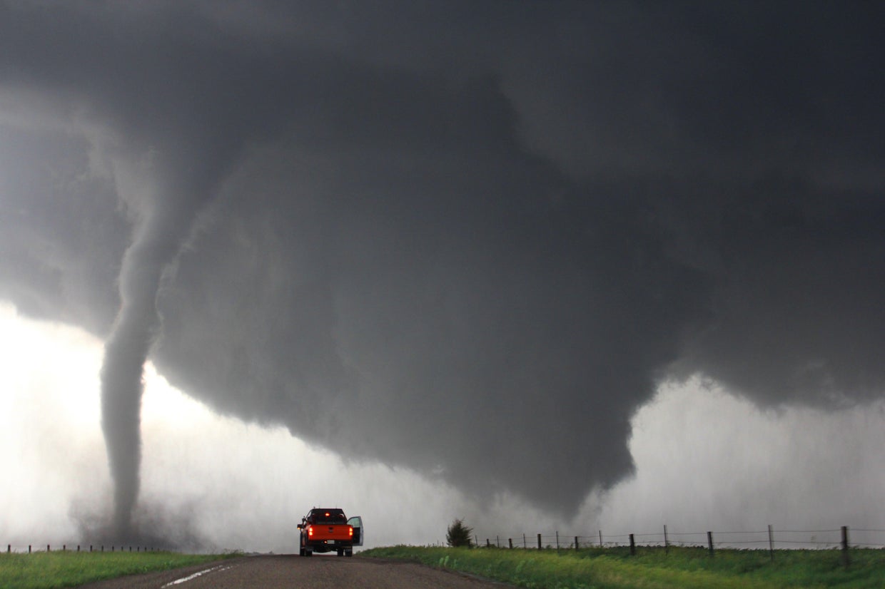 Craziest stormchaser photos of tornado season CBS News