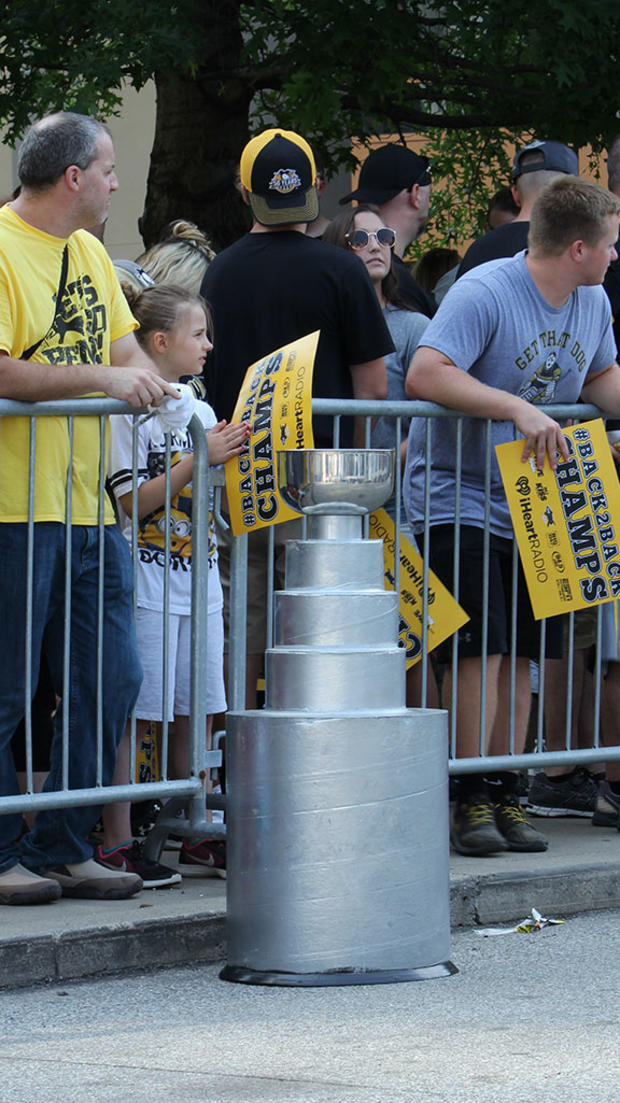 stanley-cup-parade-1.jpg 