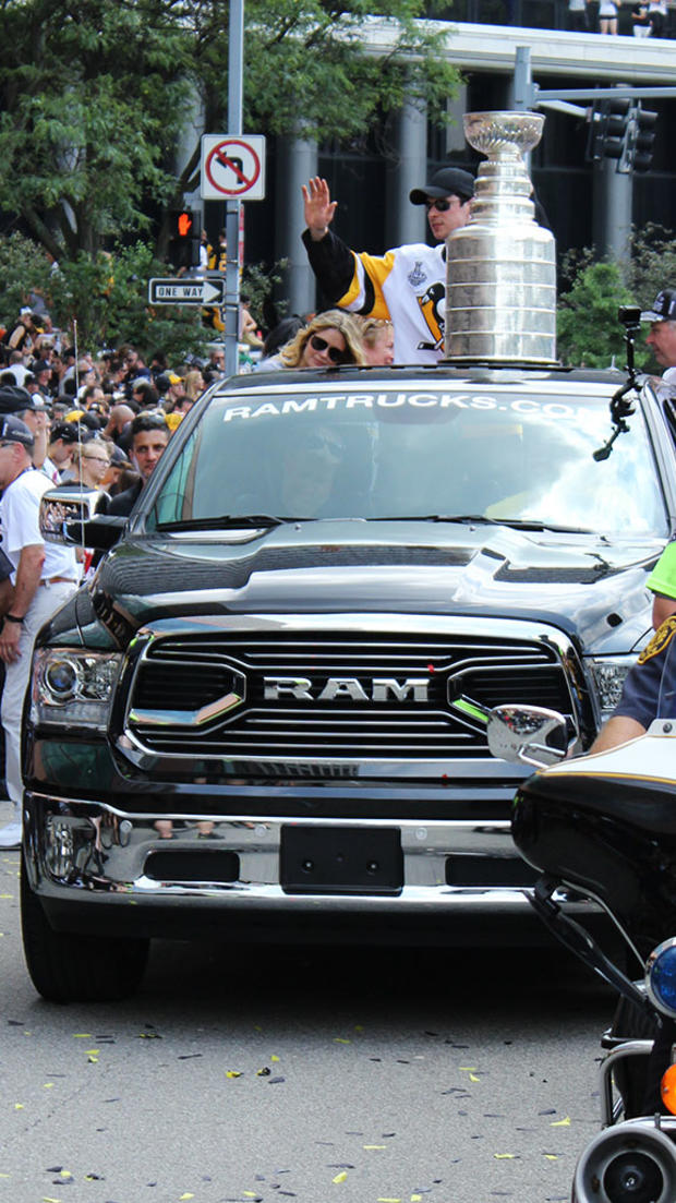 stanley-cup-parade-32.jpg 