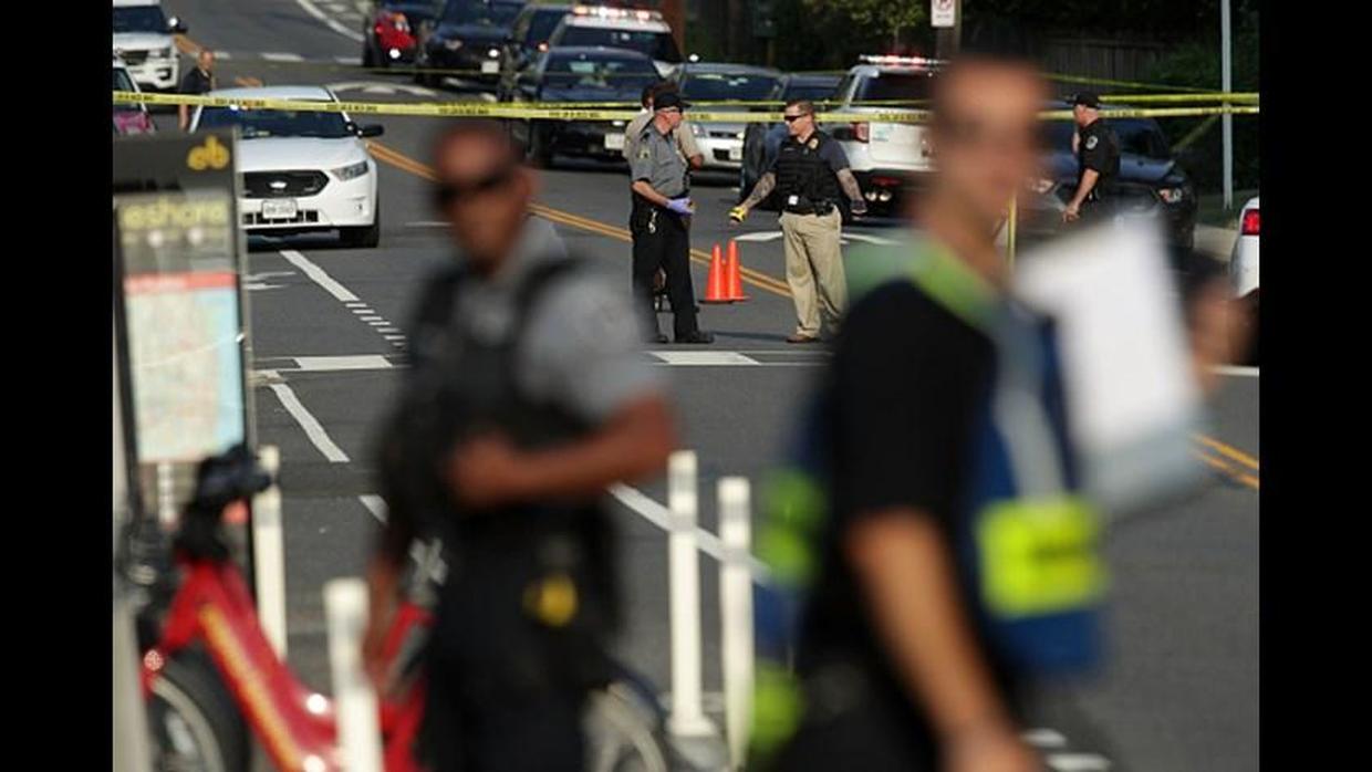 Police secure the scene Shooting in Alexandria, Virginia CBS News