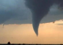 storm-chasers-funnel.jpg