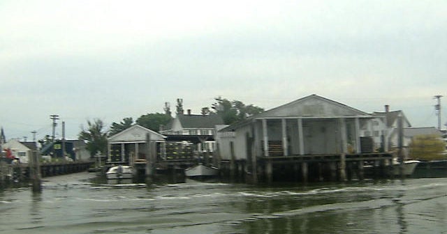 Residents of sinking Virginia island plead for Trump's help Videos