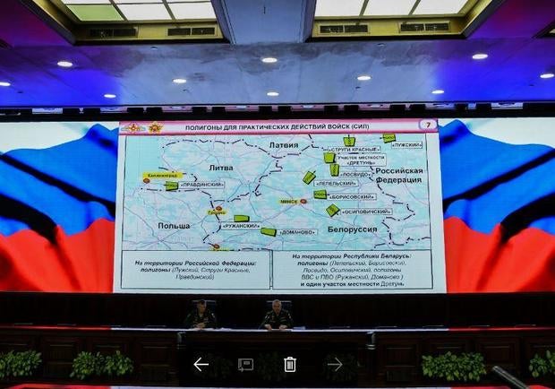 russia-zapad-briefing.jpg