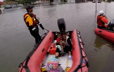 After aiding Harvey recovery in Texas, Florida first responders return home to another storm 