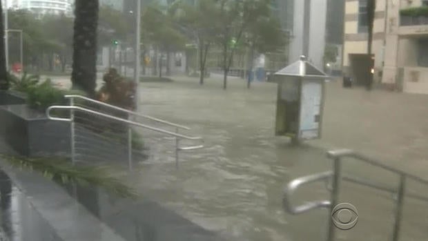 170911-en-strassmann-irma-brickell-flooding.jpg