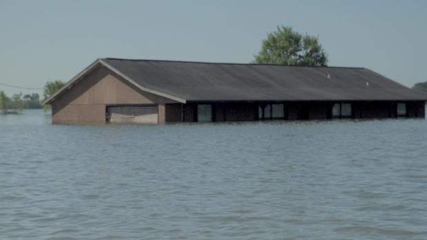 house-under-water.jpg