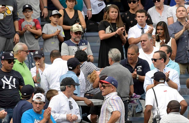 new york yankees girl injured