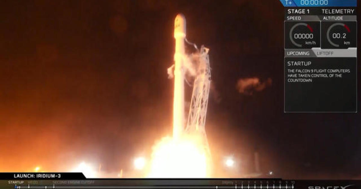 SpaceX launches 10 Iridium satellites
