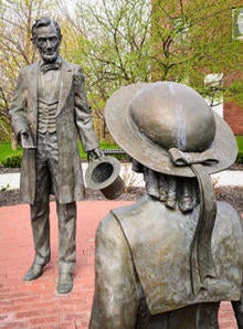 Statue of Grace Bedell and Abraham Lincoln