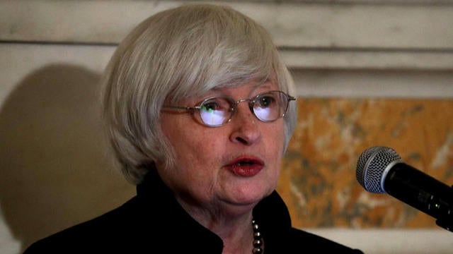 Trump says he's "thinking about" pick for Fed chair - CBS News