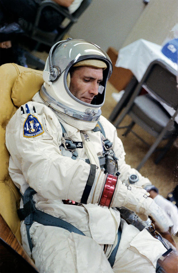 astronaut-richard-gordon-jr-nasa.jpg 