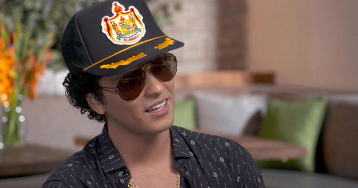 Bruno Mars Talks First Tv Special Performing At Harlem S Iconic Apollo Theater Cbs News